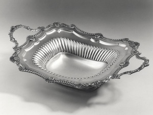silver cake basket: 1815 Edimburgh J. McKay