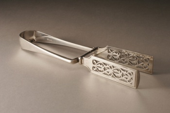 silver asparagus server: London 1907