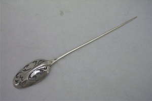 silver mote spoon: London 1725