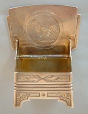 salire d'argent Russe en forme de trone