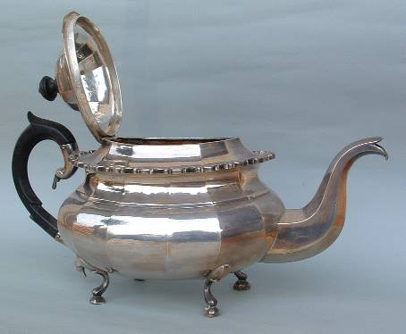silver
teapot